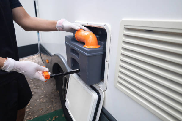 Best Porta potty delivery and setup  in Fort Wayne, IN